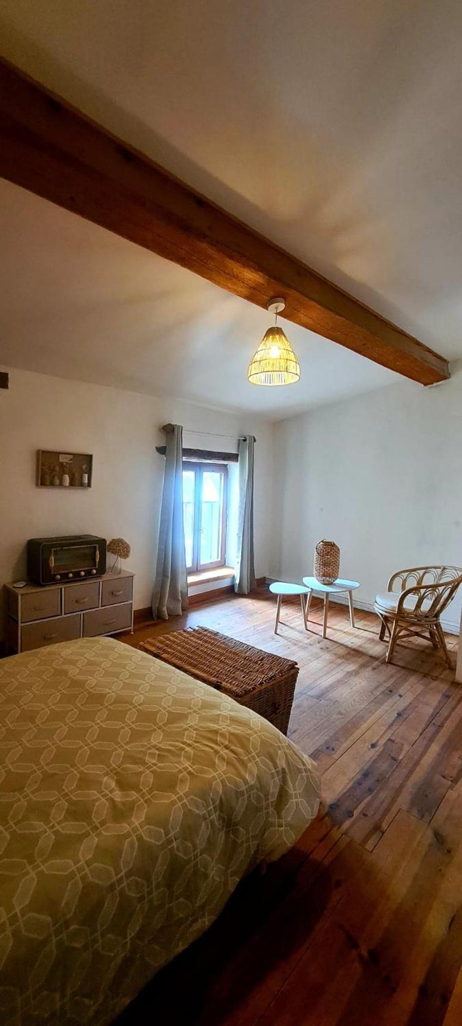 Magnifique villa dans un écrin de verdure. Mas-des-Cours Extérieur photo